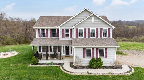 35600 Township Road 72, Frazeysburg, OH, 43822-9627 | Card Image