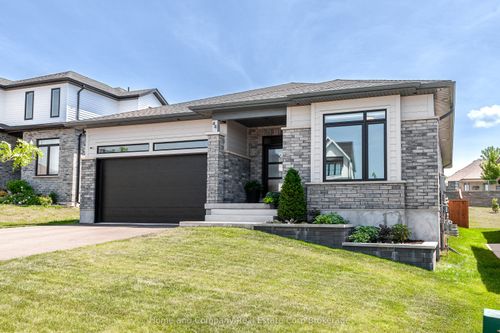 44 Ridgewood Cres, Saint Marys, ON, N4X1E8 | Card Image