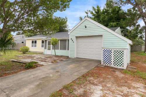 961 Schumann Dr, Sebastian, FL, 32958 | Card Image