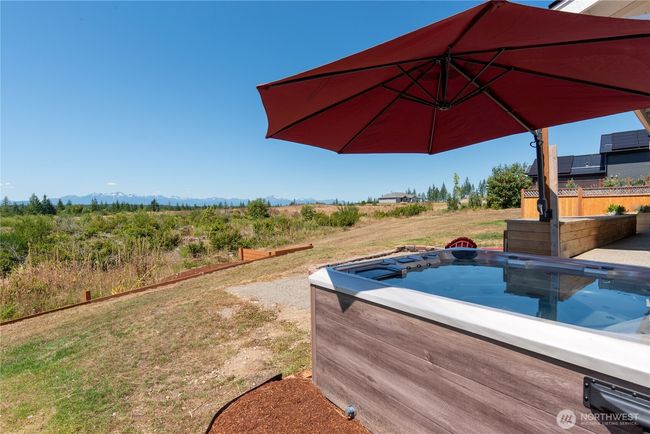 Hot tubbing and sunsets! | Image 35