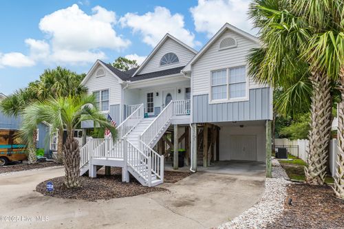 2205 W Oak Island Dr, Oak Island, NC, 28465-7418 | Card Image
