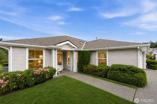 8903 70th Street Ct Sw, Lakewood, WA, 98498-4076 | Card Image