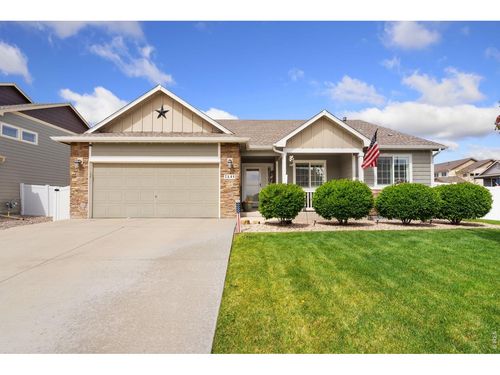 7541 Little Fox Ln, Wellington, CO, 80549-1987 | Card Image