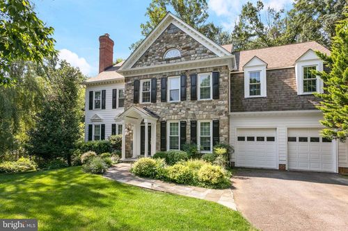 8316 Comanche Ct, BETHESDA, MD, 20817-4561 | Card Image