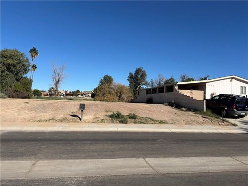2510 Via Arroyo, Bullhead City, AZ, 86442-7649 | Card Image
