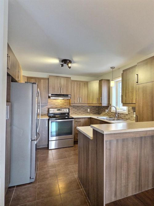 202-3121 Boul De La Gare, Vaudreuil Dorion, QC, J7V0T6 | Card Image