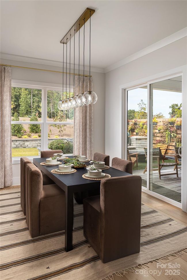 Representative photo - Casual Dining | Image 7
