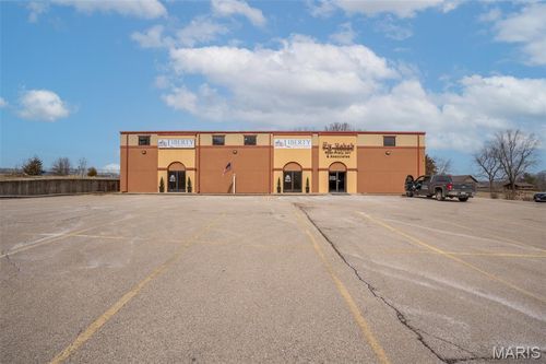 3999 Highway Pp, Poplar Bluff, MO, 63901-9110 | Card Image