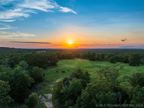 80 W Tina Trail, Sand Springs, OK, 74354 | Card Image