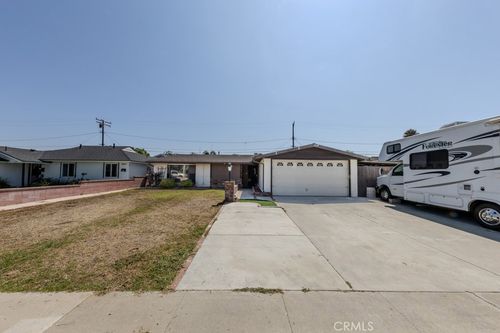 616 S Boxwood St, Anaheim, CA, 92802-1455 | Card Image