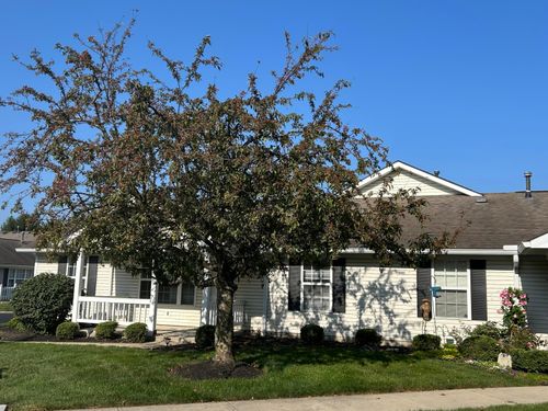 8596 Victoria Meadow Ln, Reynoldsburg, OH, 43068-9748 | Card Image