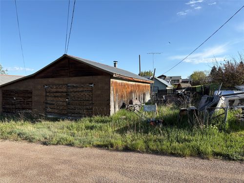 109 E Hickey St, Philipsburg, MT, 59858-7519 | Card Image