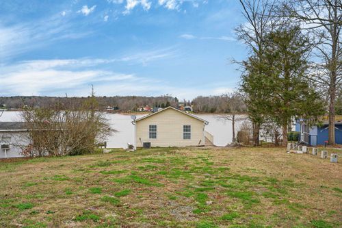 380 Relax St, Waterloo, SC, 29384-3503 | Card Image