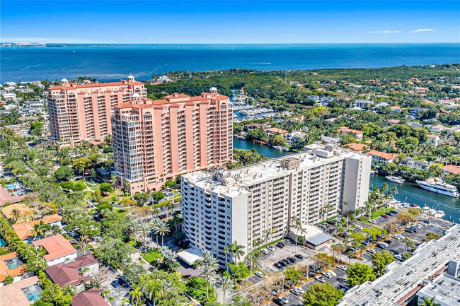 APT-624 - 90 Edgewater Dr, Condo with 2 bedrooms, 3 bathrooms and null parking in Coral Gables FL | Image 65