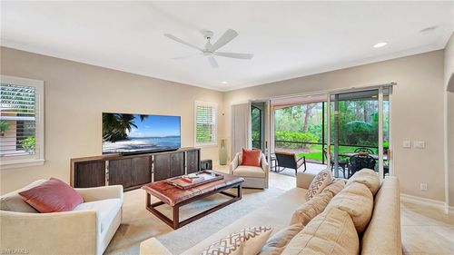apt-101-2874 Castillo Ct, NAPLES, FL, 34109-3670 | Card Image