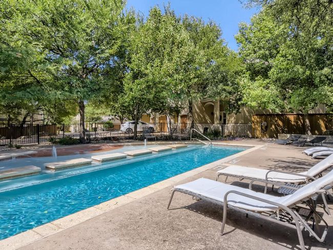 Community pool | Image 11