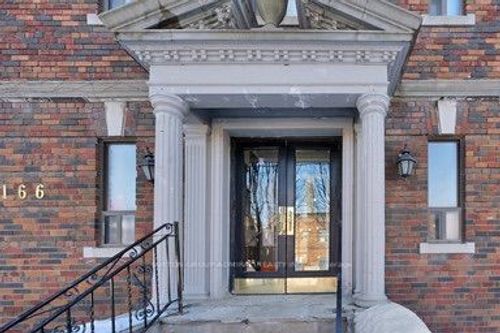 40-166 Eastbourne Ave, Toronto, ON, M5P2G6 | Card Image