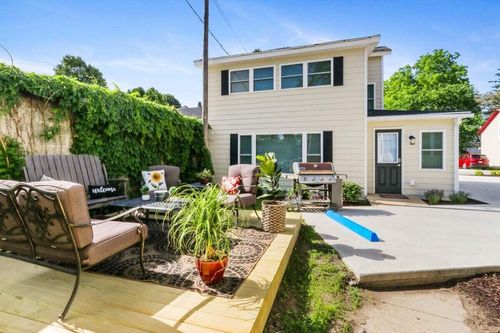 816 Wisconsin St, Lake Geneva, WI, 53147-1828 | Card Image