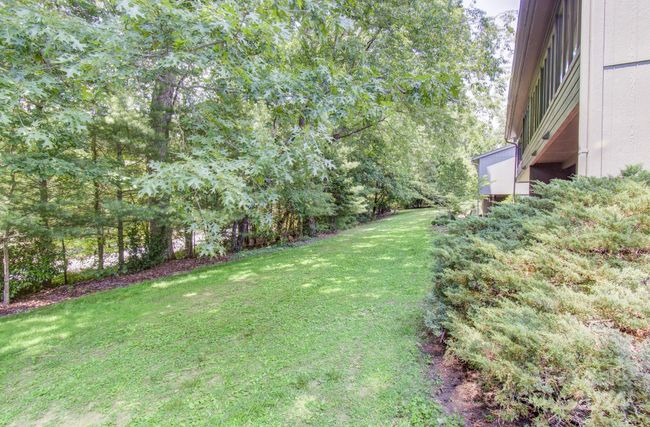 460 Crowfields Dr, Condo with 3 bedrooms, 3 bathrooms and null parking in Asheville NC | Image 22