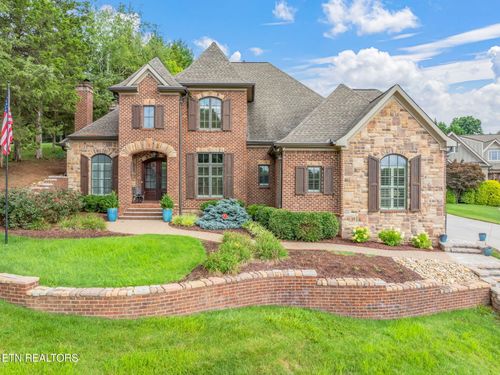 901 Broken Shaft Ln, Knoxville, TN, 37922-5271 | Card Image