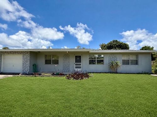 717 Se Alamanda Way, Stuart, FL, 34996-3616 | Card Image