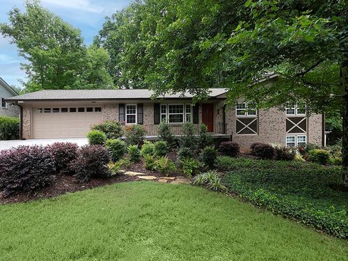 226 King David Dr Sw, Lilburn, GA, 30047-3933 | Card Image