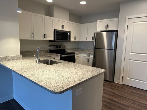 apt-212-29 Wall St, Foxboro, MA, 02035-3075 | Card Image