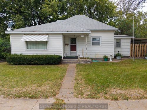 1827 25th St, Central City, NE, 68826-2133 | Card Image