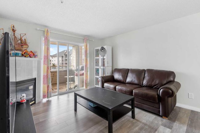 211 - 6000 Somervale Court Sw, Home with 2 bedrooms, 2 bathrooms and 1 parking in Calgary AB | Image 5