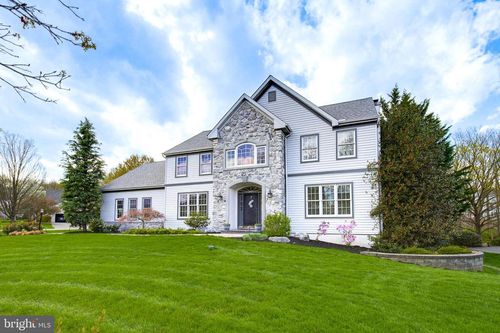 1100 Sunwood Ln, LANCASTER, PA, 17601-7106 | Card Image