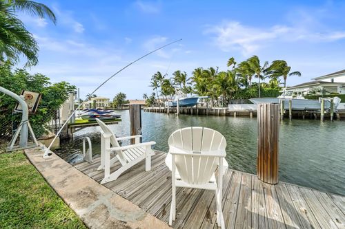 49 River Dr, Ocean Ridge, FL, 33435-3320 | Card Image
