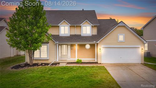 47197 Scarlet Dr S, Novi, MI, 48374-3446 | Card Image