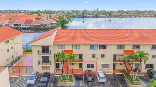 102-5580 W 26th Ct, Hialeah, FL, 33016-4786 | Card Image