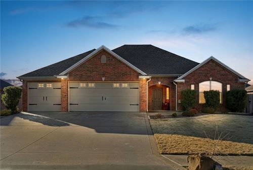 961 Harvest St, Centerton, AR, 72719-7710 | Card Image