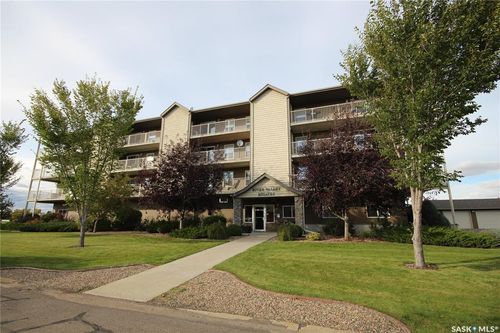 204-2 18th St E, Battleford, SK, S0M0E0 | Card Image
