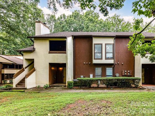 7304 Winery Ln, Charlotte, NC, 28227-8147 | Card Image