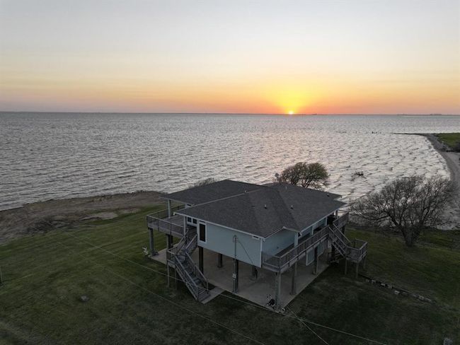 126 Linda St, House other with 4 bedrooms, 3 bathrooms and null parking in Anahuac TX | Image 19