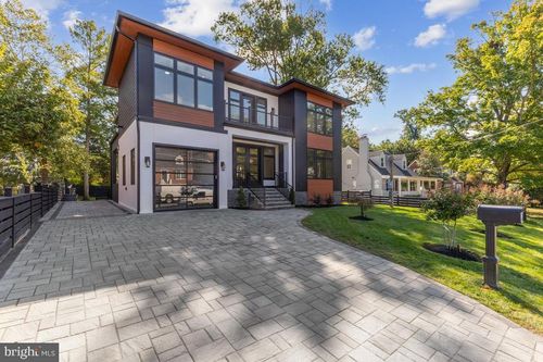 2919 Lawrence Dr, FALLS CHURCH, VA, 22042-1404 | Card Image