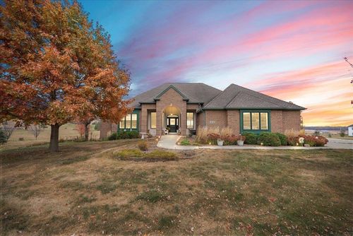 30729 Deer Trail Drive, New Hartford, IA, 50660 | Card Image