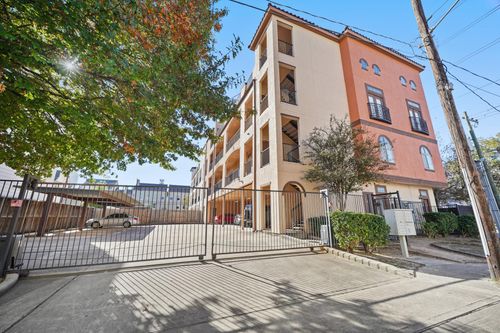 apt-302-806 Jackson Hill St, Houston, TX, 77007-5788 | Card Image