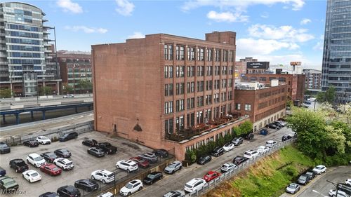 apt-317-1133 W 9th St, Cleveland, OH, 44113-1097 | Card Image