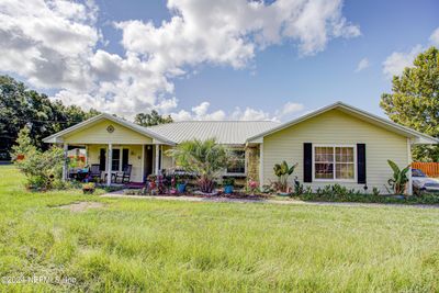 6945 County Road 214, House other with 3 bedrooms, 2 bathrooms and null parking in Melrose FL | Image 2