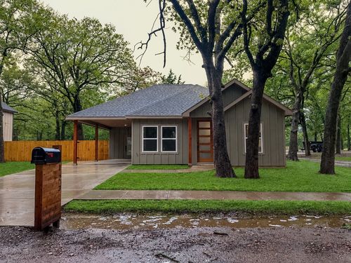 123 Seagrove Ln, Quinlan, TX, 75474-6819 | Card Image