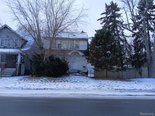 17435 Waltham St, Detroit, MI, 48205-3186 | Card Image