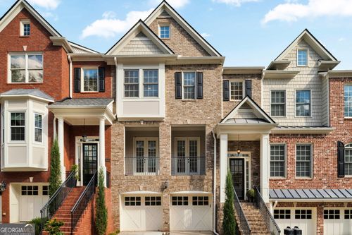 5945 Reddington Way, Sandy Springs, GA, 30328-6225 | Card Image