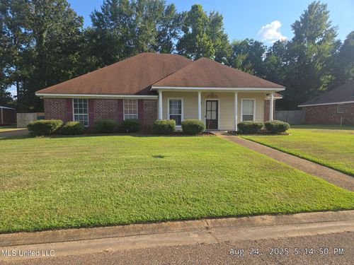 2087 Branch Creek Dr, Byram, MS, 39272-8953 | Card Image