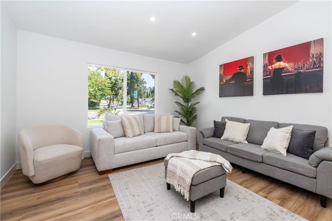 13064 Hedda Ln, House other with 3 bedrooms, 2 bathrooms and 2 parking in Cerritos CA | Image 4
