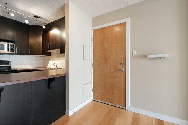 413 - 1333 13 Avenue Sw, Home with 2 bedrooms, 1 bathrooms and 1 parking in Calgary AB | Image 5