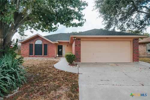 218 Sunset Dr, Victoria, TX, 77901-3790 | Card Image