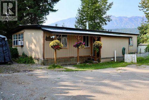 1409 11tth Avenue N, Golden, BC, V0A1H2 | Card Image